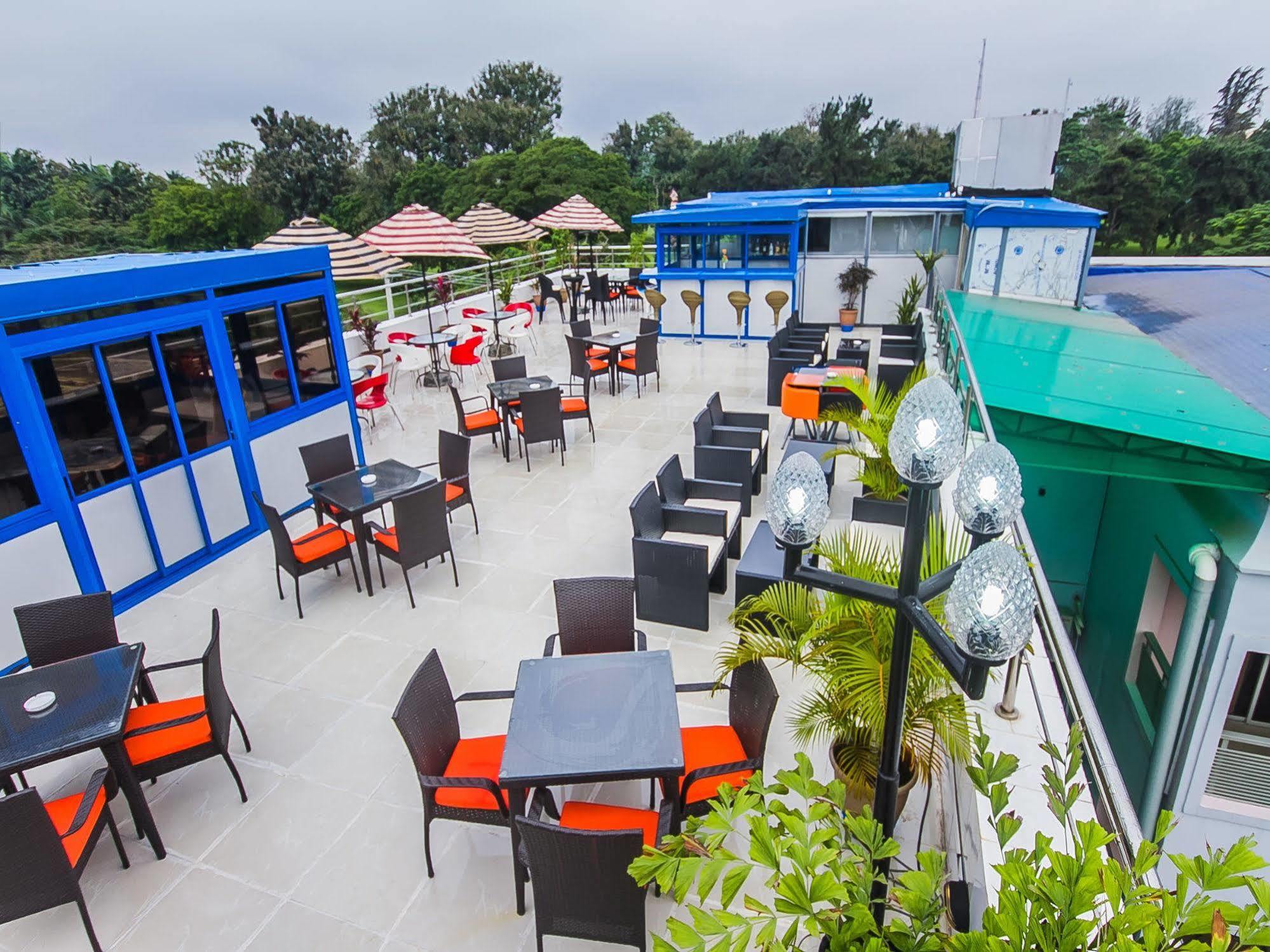 איקג'ה Golfview Suites & Conference Center מראה חיצוני תמונה